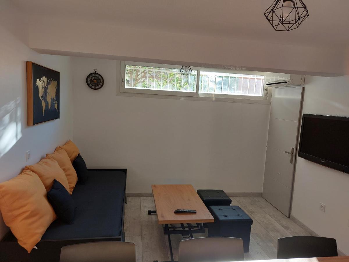 Appartement T2 Agde Centre A 10 Mn Des Plages Bagian luar foto
